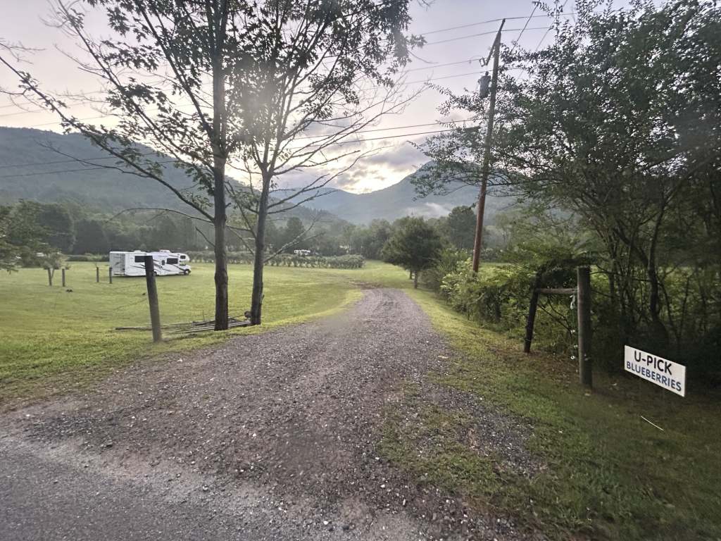 highlands nc blueberry rv camp, Peaceful Blueberry Farm Harvest Host Near Highlands NC: Quiet Country Road U‑Pick RV Stay